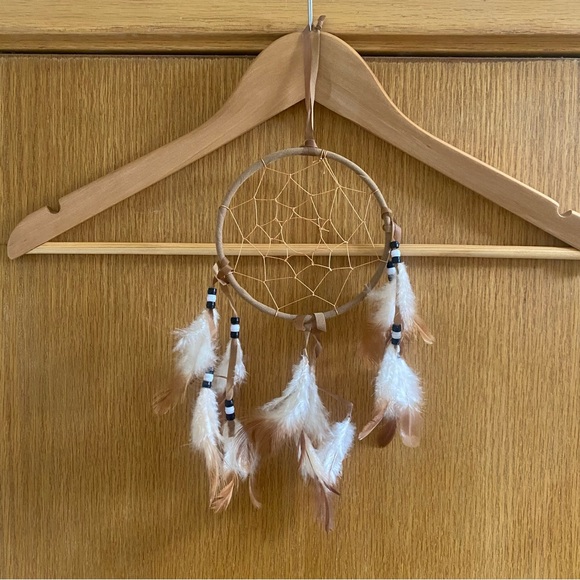 Dreamcatcher with Feathers and Beads - Picture 7 of 13